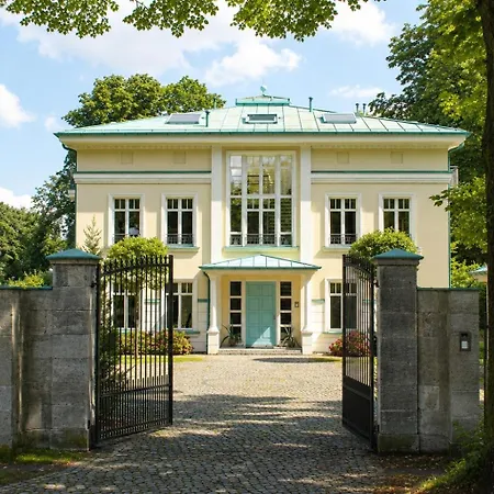 Premium-loft Am Wasser - 3 Balkone Apartment Potsdam